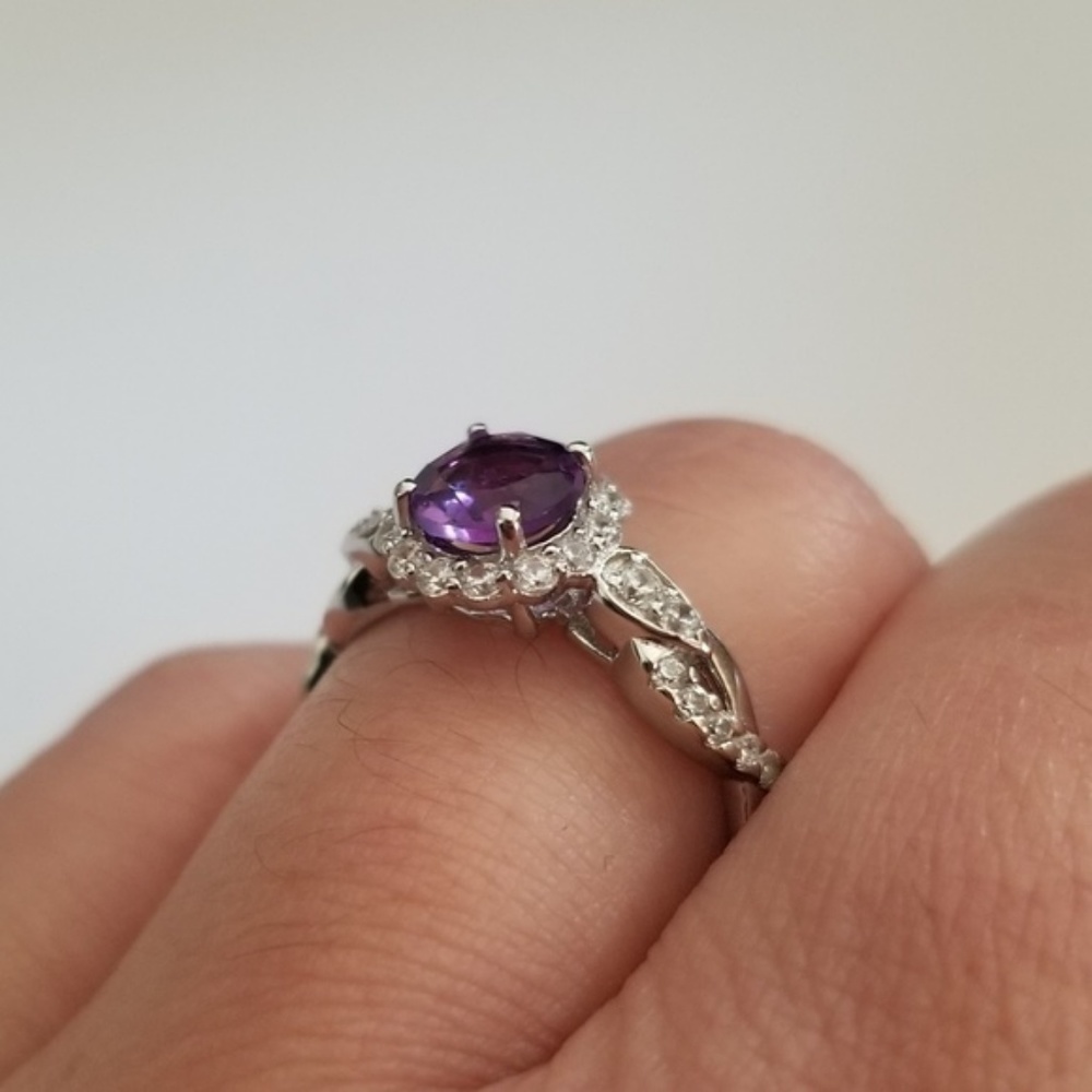 Sterling & Natural Amethyst Ring - Picture 8 of 8